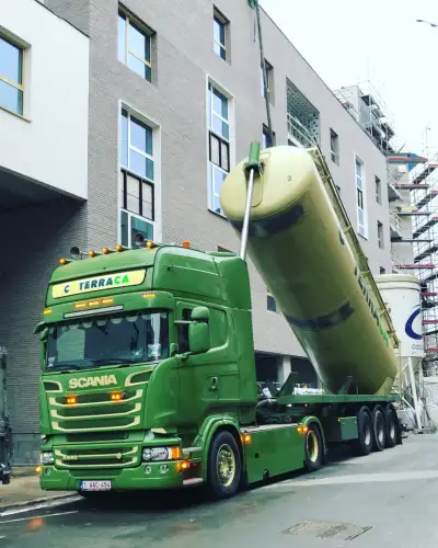 Transport en blazen van substraten